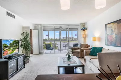 3091 N Course Dr #502, Pompano Beach, FL 33069 - Photo 5