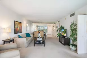 3091 N Course Dr, Pompano Beach, FL 33069 - Photo 7