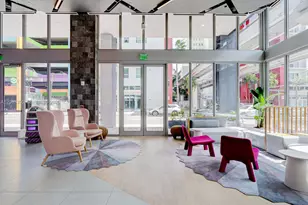 227 NE 2nd St, Miami, FL 33132 - Photo 21