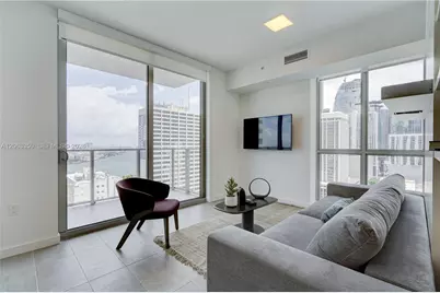 227 NE 2nd St #2500, Miami, FL 33132 - Photo 7