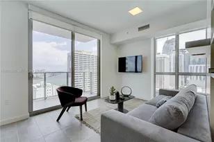 227 NE 2nd St, Miami, FL 33132 - Photo 7