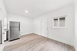 128 NW 9th Ave, Miami, FL 33128 - Photo 9