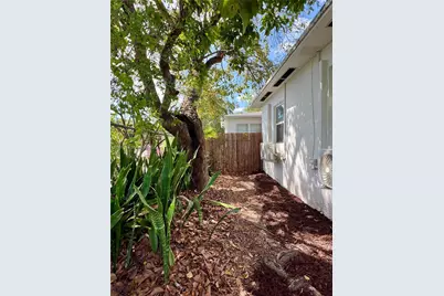 150 NE 59th St, Miami, FL 33137 - Photo 31