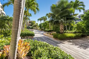 201 Crandon Blvd, Key Biscayne, FL 33149 - Photo 29