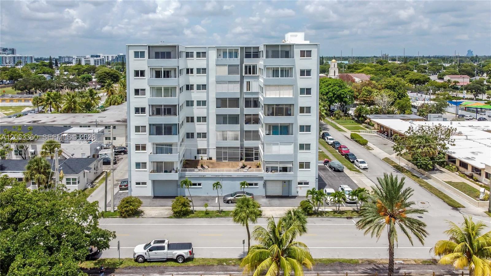 1700 Pierce St #701 - 1700 Pierce St #701, Hollywood, FL 33020 Luxury Property | Jose Angel Pina