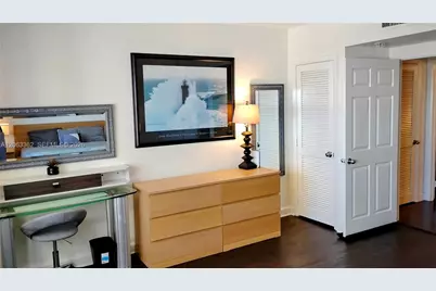 1500 Bay Rd #1002S, Miami Beach, FL 33139 - Photo 13