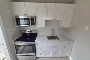 1715 SW 4th St, Miami, FL 33135 - Photo 7