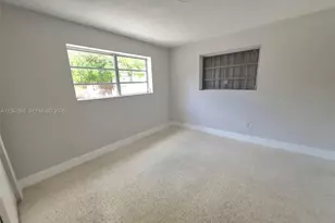 1715 SW 4th St, Miami, FL 33135 - Photo 11