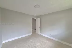 1715 SW 4th St, Miami, FL 33135 - Photo 13