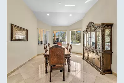 2710 Walkers Way, Weston, FL 33331 - Photo 23