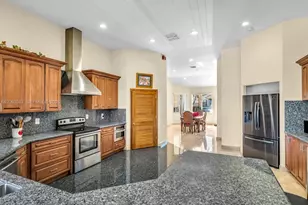 2710 Walkers Way, Weston, FL 33331 - Photo 21