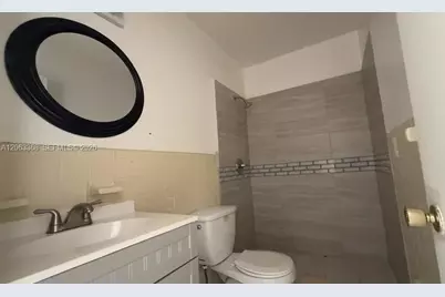 [Address not provided], Oakland Park, FL 33334 - Photo 5