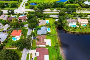 4201 W Sailboat Dr, Cooper City, FL 33026 - Photo 45