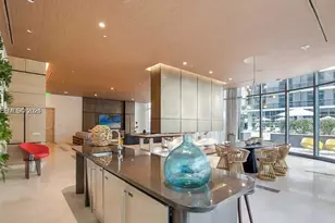 55 SW 9th St, Miami, FL 33130 - Photo 23