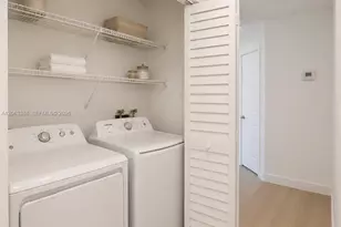 837 Tanglewood Cir, Weston, FL 33327 - Photo 25