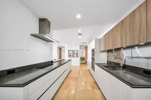 1000 Brickell Plaza, Miami, FL 33131 - Photo 21