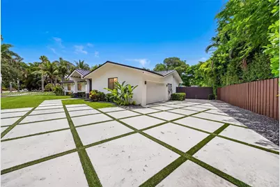 17701 SW 87th Ave, Palmetto Bay, FL 33157 - Photo 3