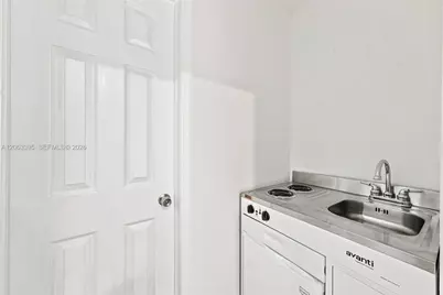 128 NW 9th Ave #7, Miami, FL 33128 - Photo 9