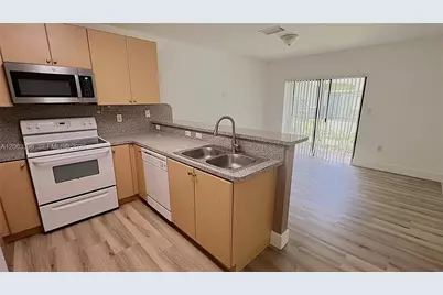 22721 SW 88 Pl #9-19, Cutler Bay, FL 33190 - Photo 9