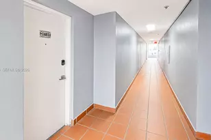 104 SW 9th St, Miami, FL 33130 - Photo 17