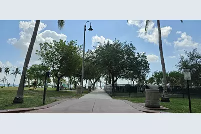 1800 N Bayshore Dr #3808, Miami, FL 33132 - Photo 15