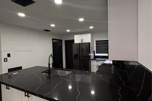 1705 SW 100th Ave, Miramar, FL 33025 - Photo 15