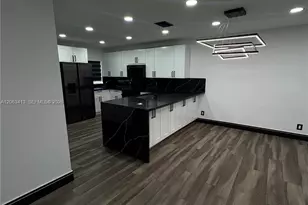 1705 SW 100th Ave, Miramar, FL 33025 - Photo 11