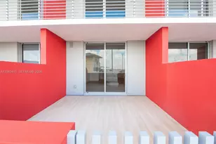 90 NE 32nd St, Miami, FL 33137 - Photo 15