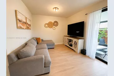 4261 SW 164th Ct, Miami, FL 33185 - Photo 9