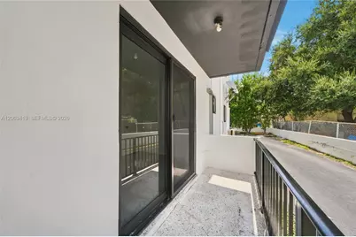 635 SW 7th Ct #APT 4, Miami, FL 33130 - Photo 29