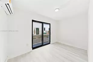 635 SW 7th Ct, Miami, FL 33130 - Photo 27