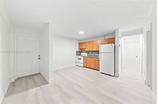 635 SW 7th Ct, Miami, FL 33130 - Photo 17