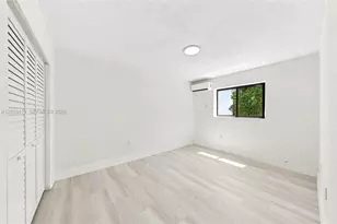 635 SW 7th Ct, Miami, FL 33130 - Photo 25