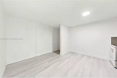635 SW 7th Ct #APT 4, Miami, FL 33130 - Photo 19