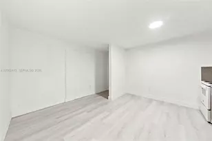 635 SW 7th Ct, Miami, FL 33130 - Photo 19