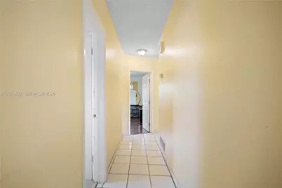 1645 NE 169th St, North Miami Beach, FL 33162 - Photo 15