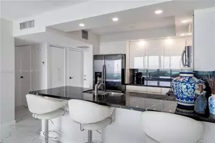 100 Bayview Dr, Sunny Isles Beach, FL 33160 - Photo 7