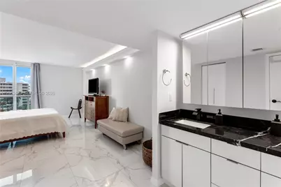 100 Bayview Dr #709, Sunny Isles Beach, FL 33160 - Photo 17