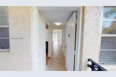 453 SW 2nd St #301C, Miami, FL 33130 - Photo 17