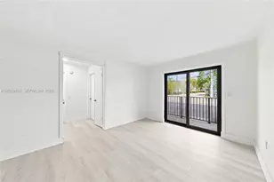 635 SW 7th Ct, Miami, FL 33130 - Photo 17