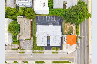 635 SW 7th Ct #APT 5, Miami, FL 33130 - Photo 3