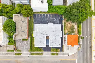 635 SW 7th Ct, Miami, FL 33130 - Photo 3