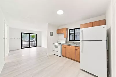 635 SW 7th Ct #APT 5, Miami, FL 33130 - Photo 21