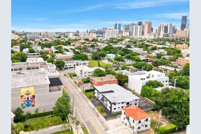 635 SW 7th Ct #APT 5, Miami, FL 33130 - Photo 5