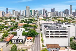 635 SW 7th Ct, Miami, FL 33130 - Photo 7