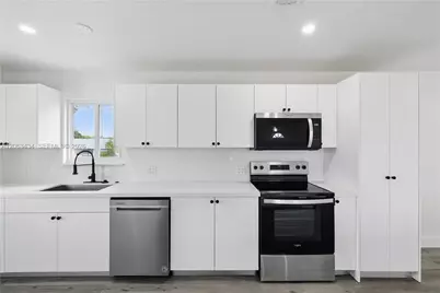 1867 NW 8th Ave, Homestead, FL 33030 - Photo 19
