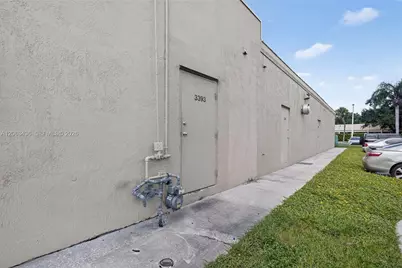 Turnkey Hollywood Restaurant W/ Hood, Gas & 2Cop!, Hollywood, FL 33021 - Photo 19