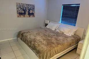 3868 NE 169th St, North Miami Beach, FL 33160 - Photo 5