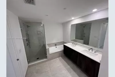 488 NE 18th St #3000, Miami, FL 33132 - Photo 13