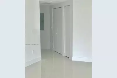 488 NE 18th St #3000, Miami, FL 33132 - Photo 9